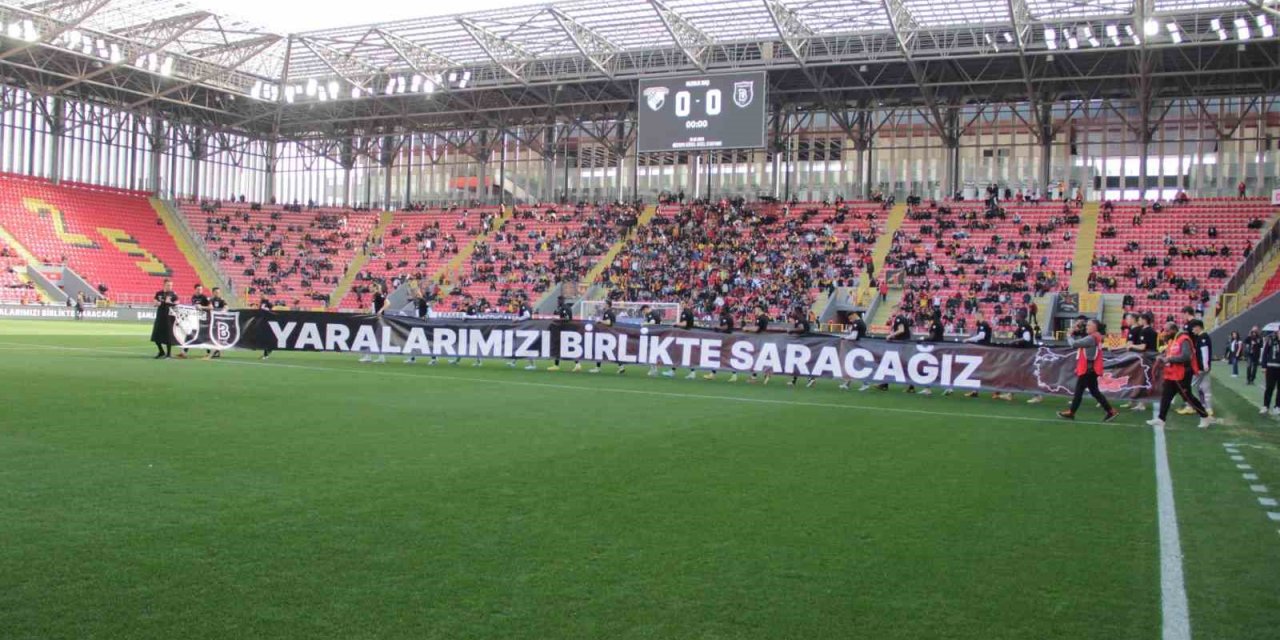 Göztepe ve Başakşehir depremzedeler için karşılaştı