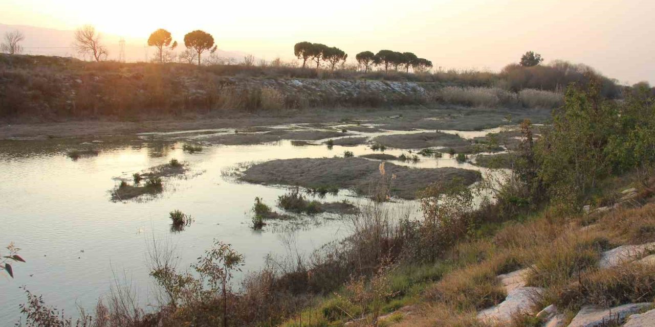 Beklenen yağışlar olmadı, barajların su seviyesi düştü