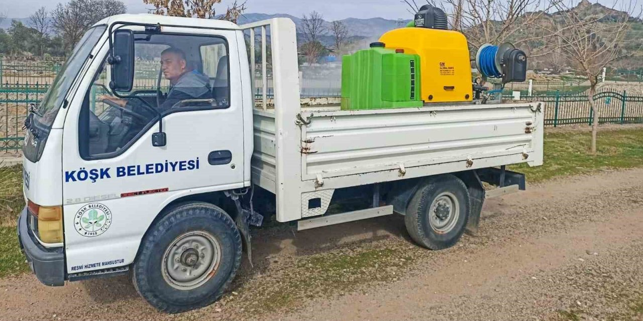 Köşk’te larva ile mücadele çalışmaları başladı