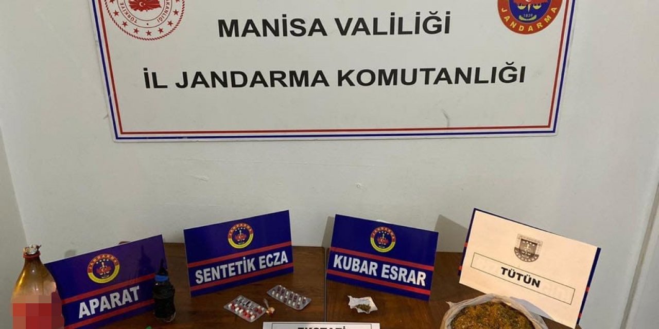 Evlerinde uyuşturucuyla yakalanan 2 şüpheli gözaltına alındı