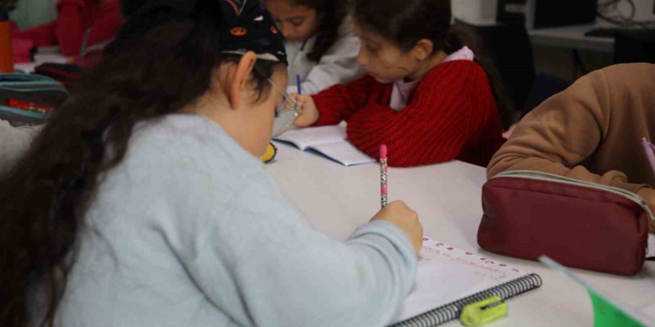 Eğitim öğretime destek kursları sürüyor