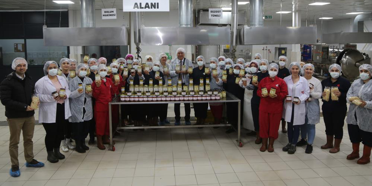 Efeler’in kadın fabrikasının ürünleri depremzedelere gönderildi