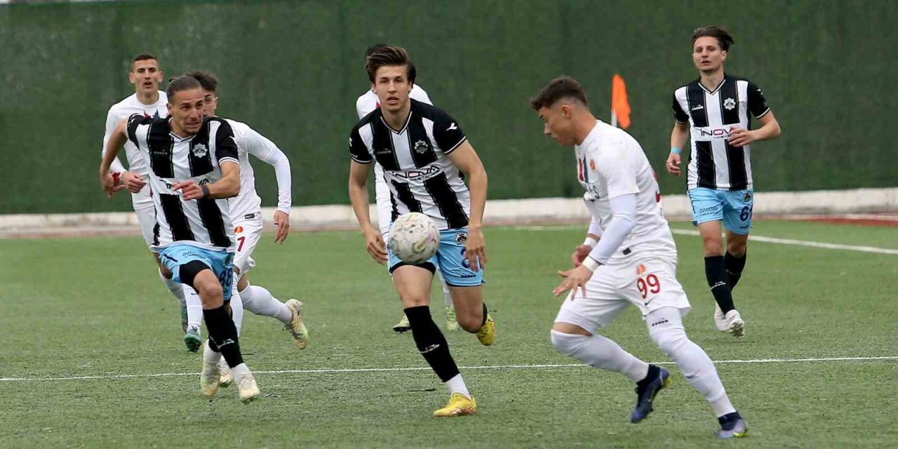 TFF 3. Lig: Bergama Belediyespor: 0 - 68 Aksaray Belediyespor: 2
