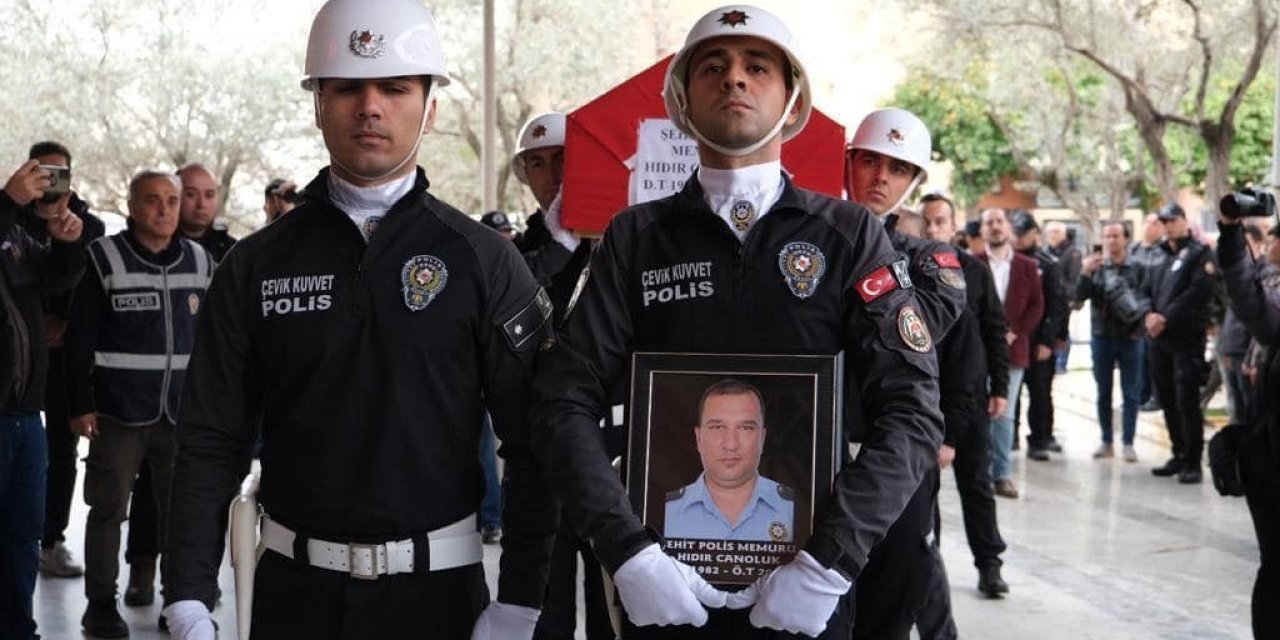 Aydınlı şehit polis Canoluk son yolculuğuna uğurlandı