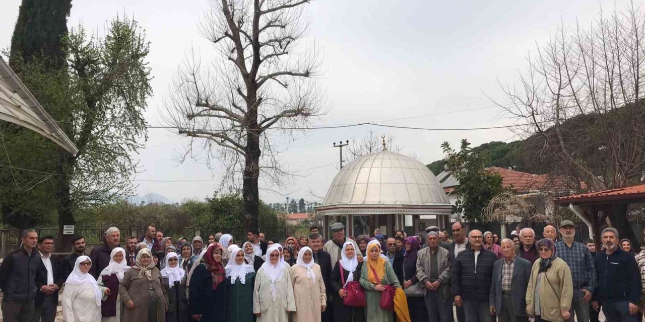Köyceğizli umreciler dua ve tekbirlerle uğurlandı
