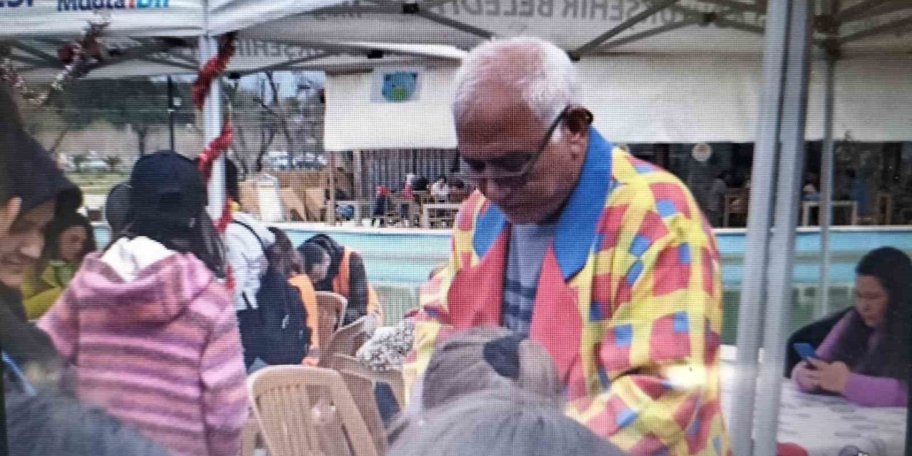 Köyceğiz Tazelenme Üniversitesi, depremzede çocukları yalnız bırakmadı