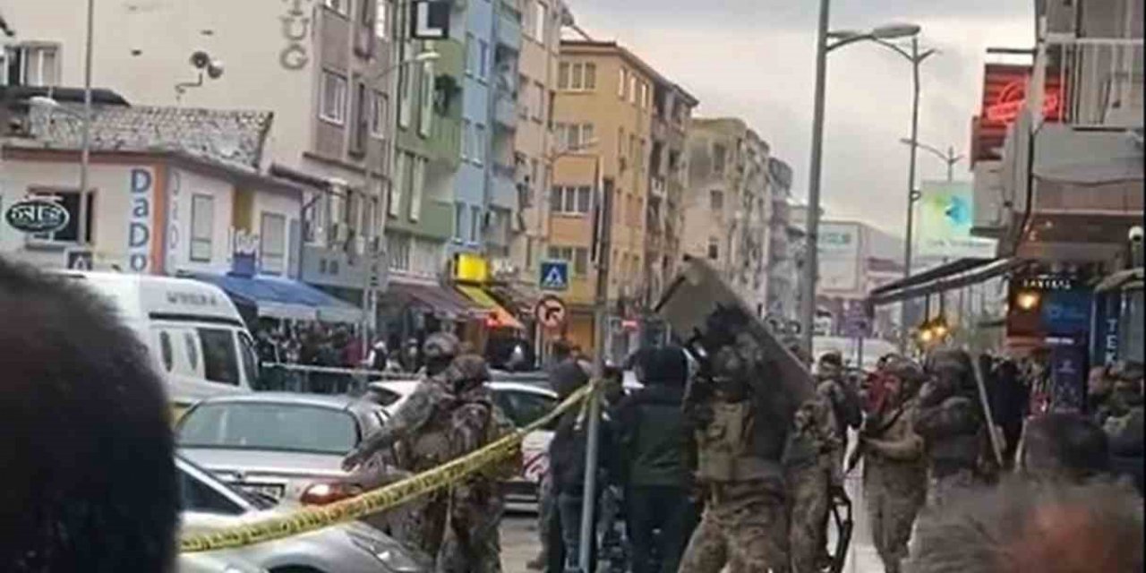 Silah sesleri polisi alarma geçirdi