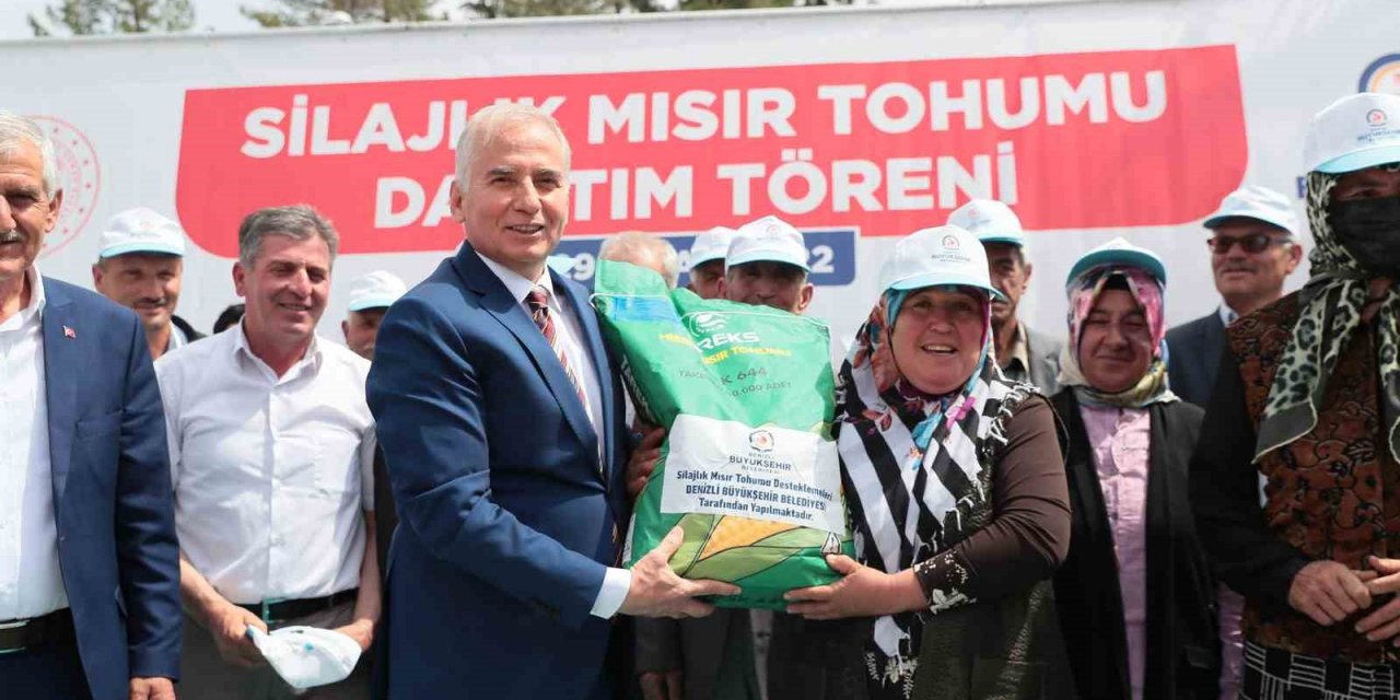 Denizli’de 3500 üreticiye 85 bin kilogram silajlık mısır tohumu dağıtıldı