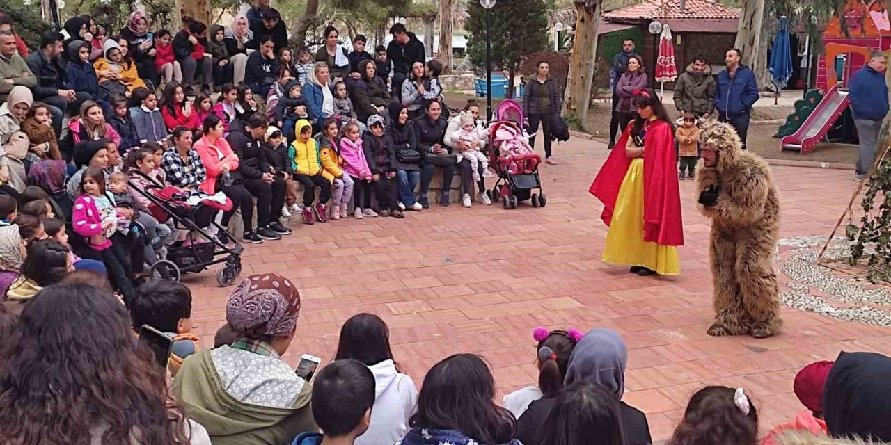 Datça’da depremzede çocuklara moral etkinliği