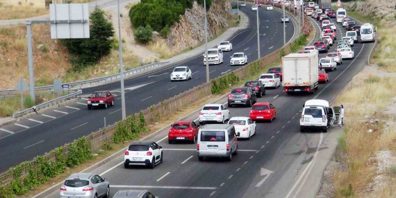 Muğla’da 2022 yılında trafiğe 3 bin 800 yeni araç kayıt yaptırdı