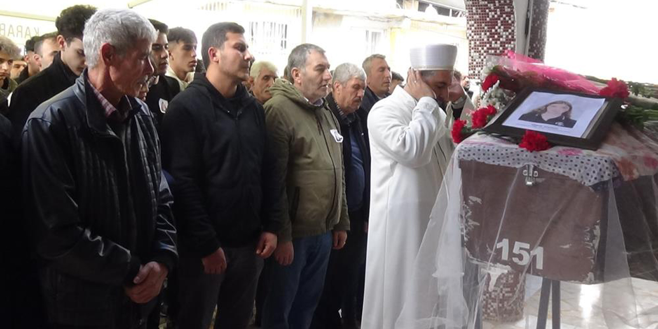 Kaçırıldığı araçtaki kazada hayatını kaybetmişti; duvak ile uğurlandı