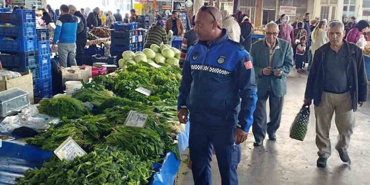 Ortaca zabıtasından pazarda ‘Etiket’ denetimi