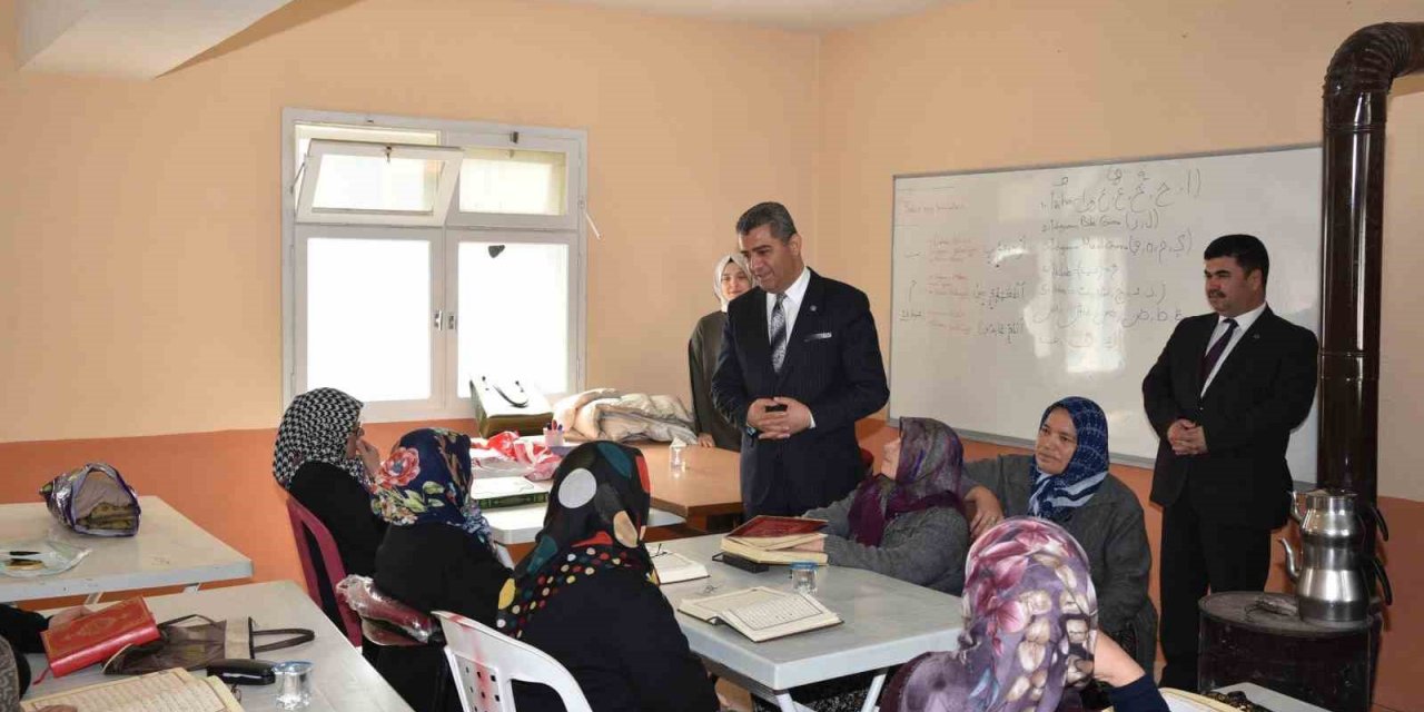 Denizli’de açılan Köy Yaşam Merkezleri köylerin kalbi oldu