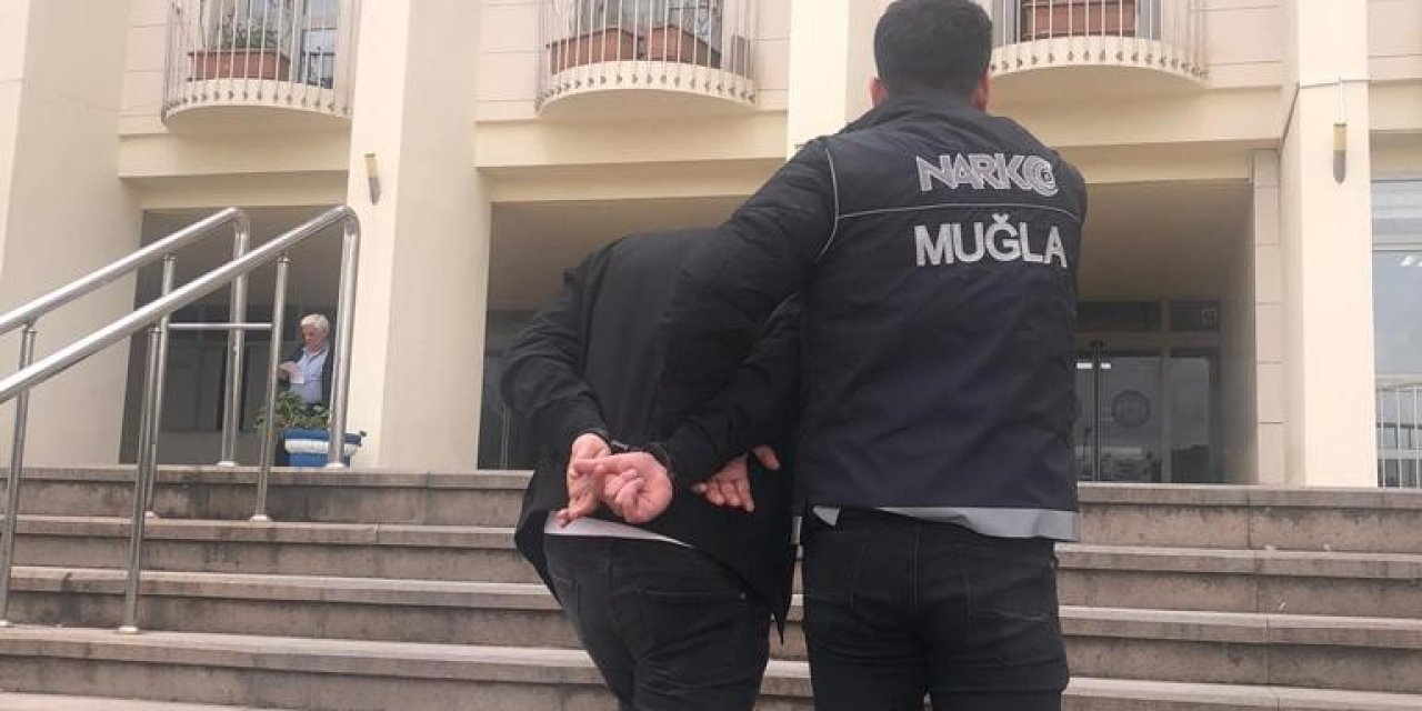 Satışa hazır uyuşturucuyla yakalandı