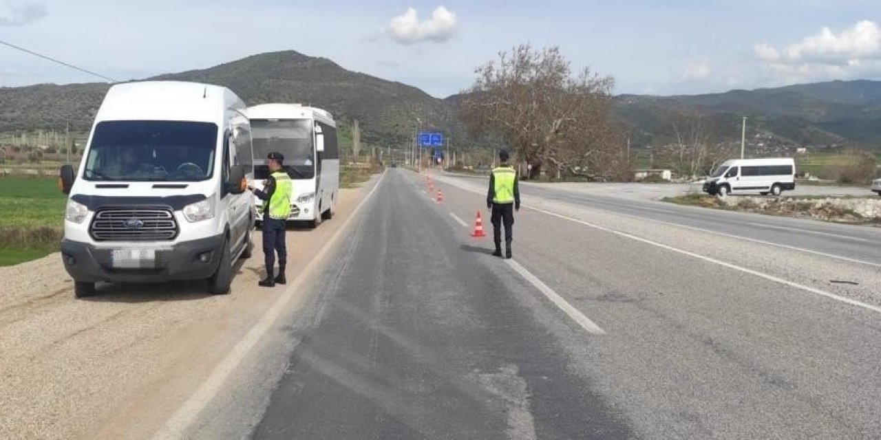 Aydın jandarmasından trafik denetimi