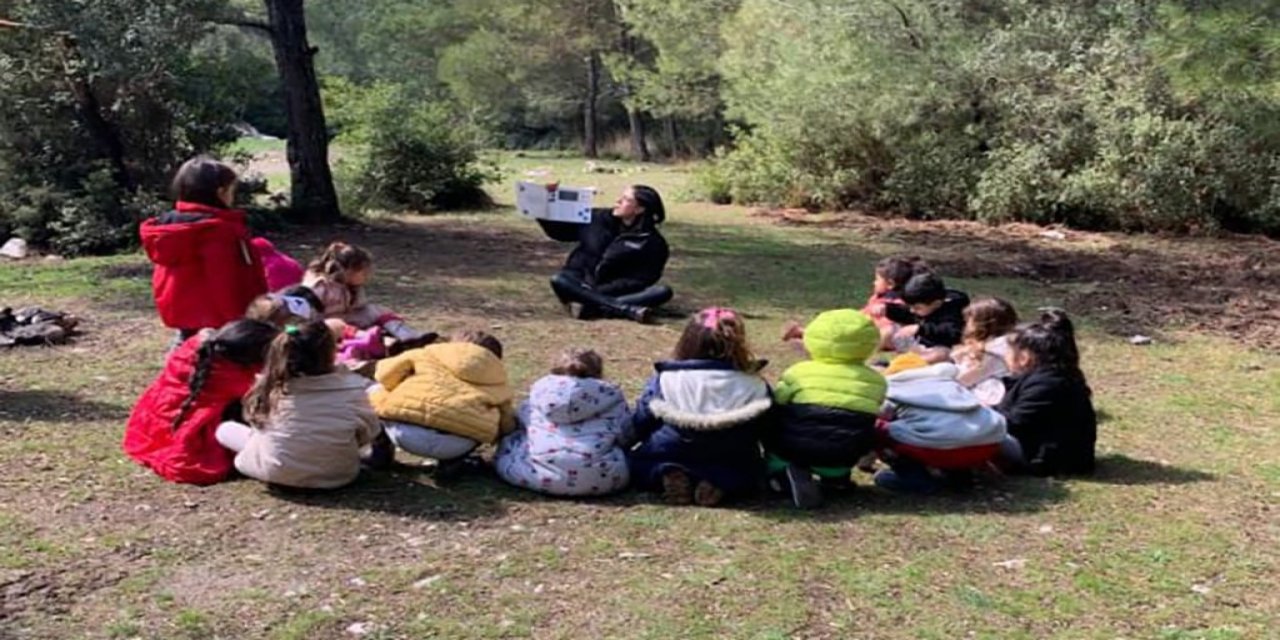 Bayraklı’nın öğrencileri doğa ile iç içe