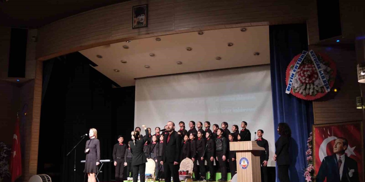 Kuyucak’ta İstiklal Marşı’nın kabulü kutlandı
