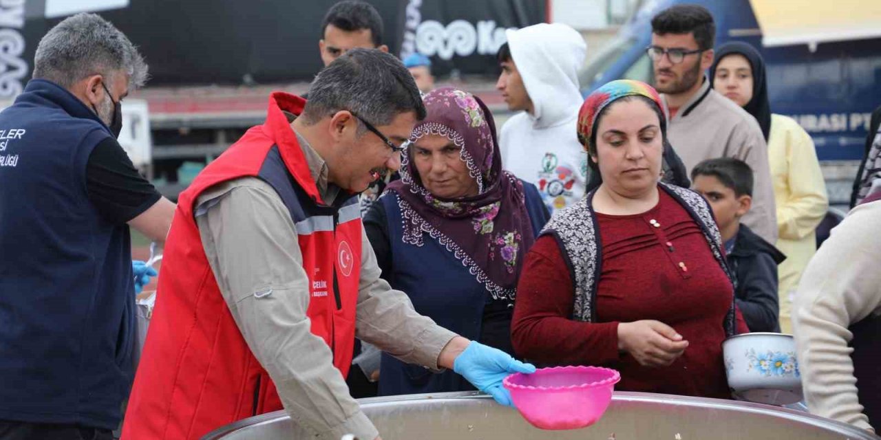 Başkan Çelik, Adıyaman’dan depremzedelerin dua ve teşekkürlerini iletti