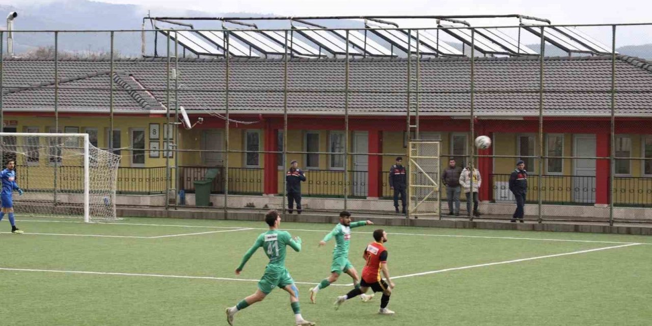 Ermaş Muğlaspor 6-0’lık galibiyet ile liderlik koltuğuna oturdu