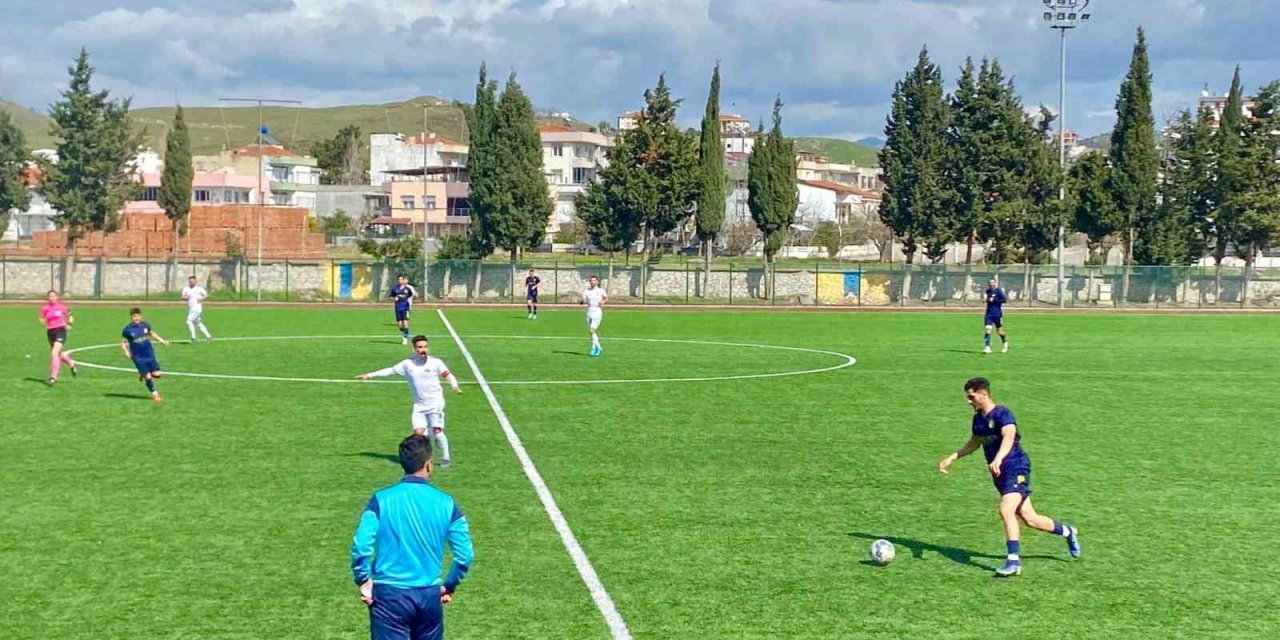 BAL: Alaçatıspor 1 - 1 Bağcılarspor