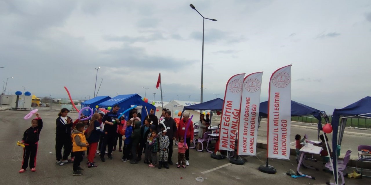 Halk eğitimi merkezleri, deprem bölgesindeki vatandaşlara destek oluyor