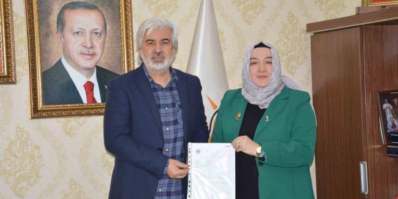 Uzman doktor Kübra Dindar Demiray AK Parti’den aday adayı oldu