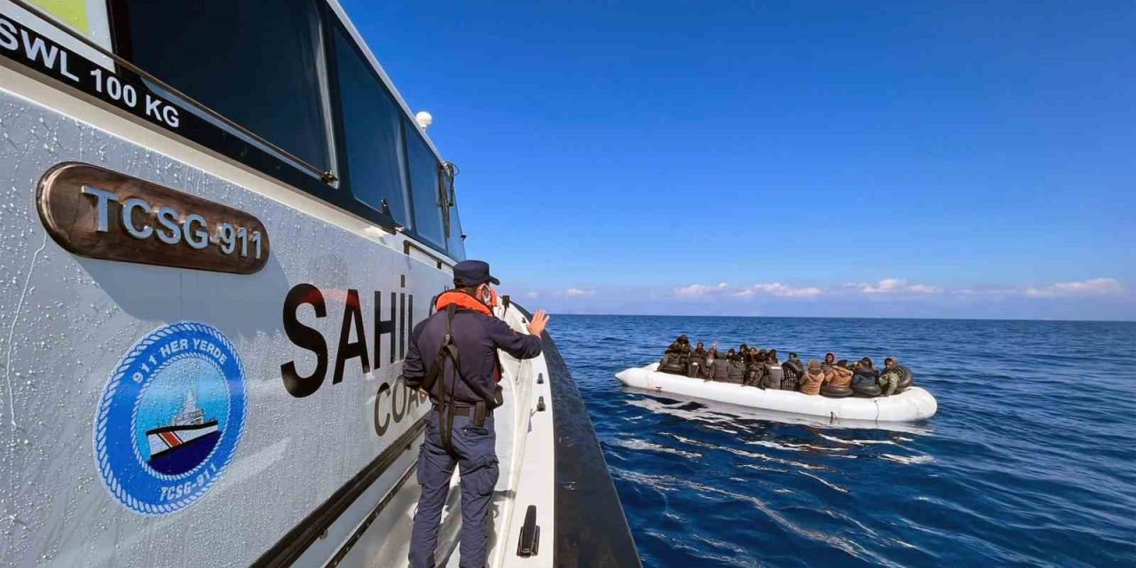 Dalaman’da 38 düzensiz göçmen kurtarıldı