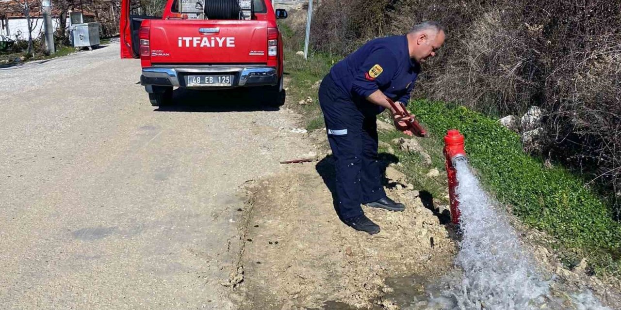 Büyükşehir İtfaiyesi Bin 631 Hidrant kurulumu gerçekleştirdi