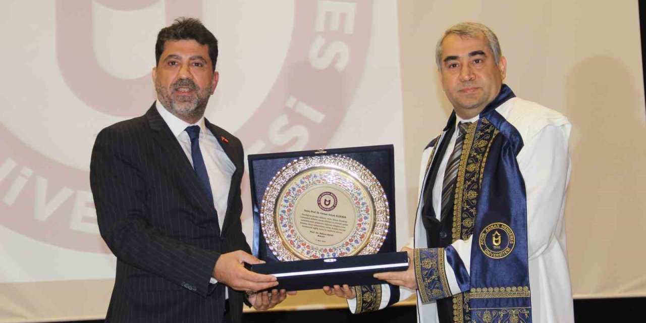 ADÜ’nün yeni Rektörü Prof. Dr. Kent göreve başladı