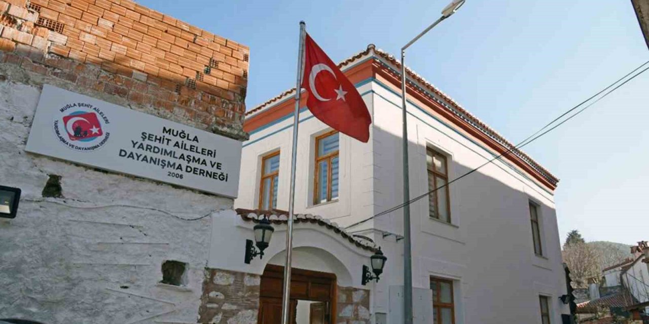 Zafer’in yıldönümünde yen binasına taşındılar