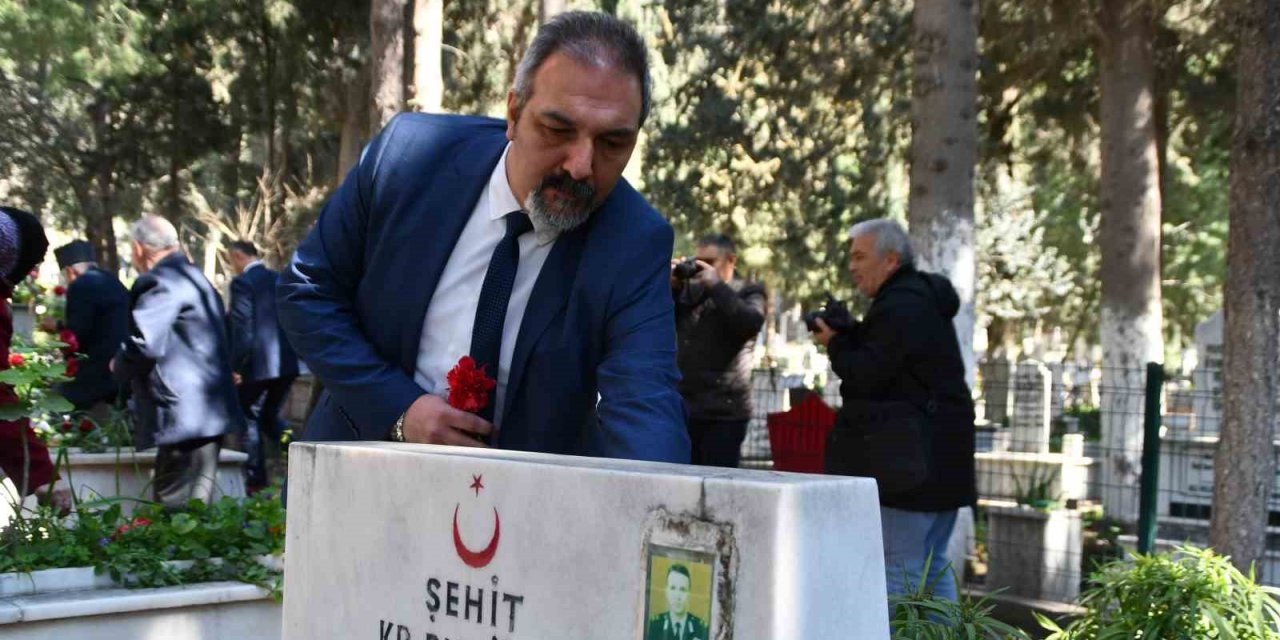 Söke’de şehitler dualarla yad edildi