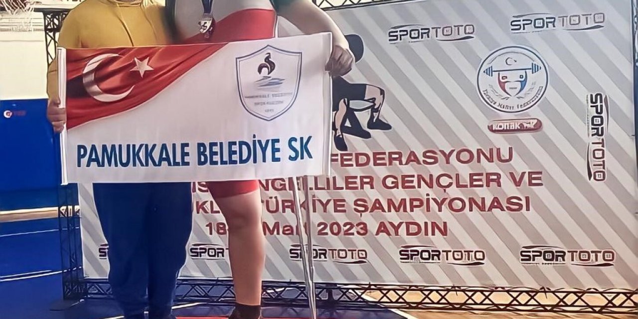 Denizlili halterci Türkiye Şampiyonu oldu