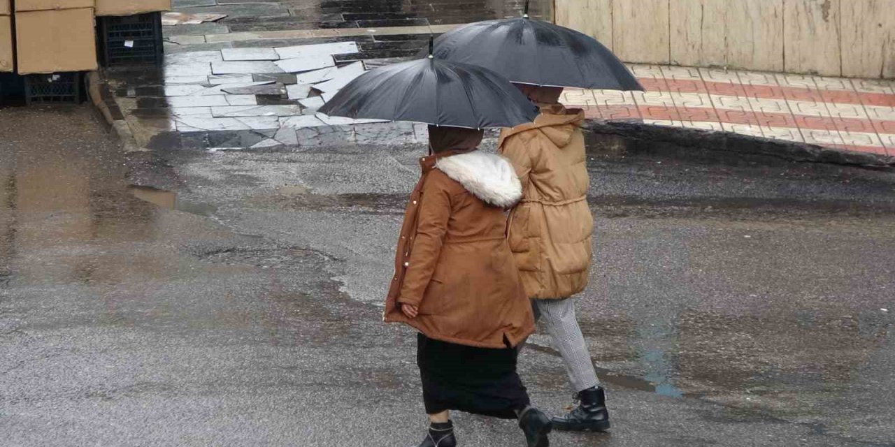 Denizli yeni bir yağışlı havanın etkisine giriyor