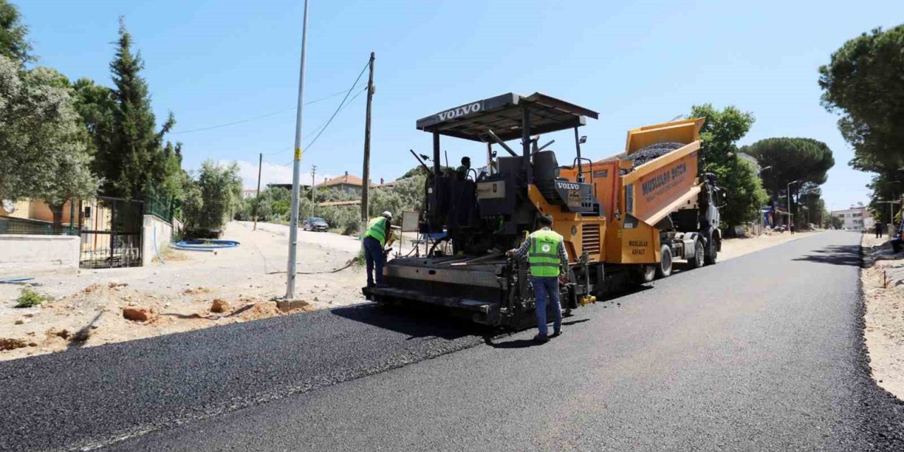 Kırsal Mahalle yollarında iyileştirme çalışması