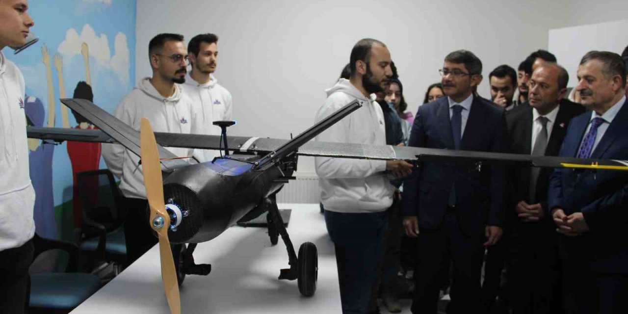 Şehzadeler’in gençlerine yeni bilim yuvası