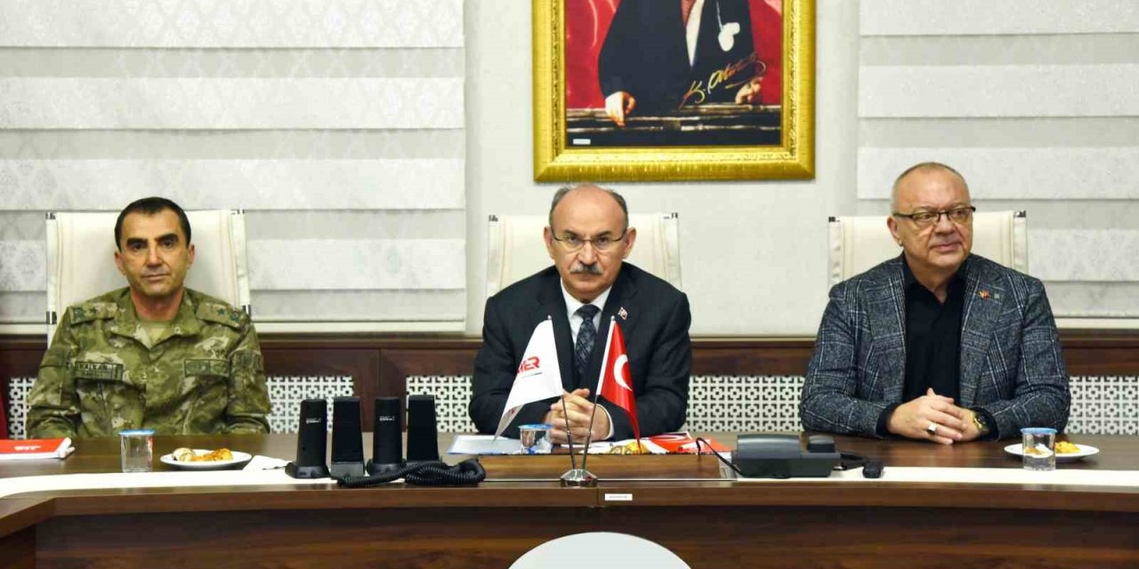 İftar programları yerine yardım kolisi