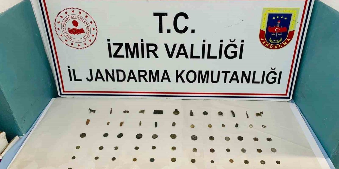 Tarihi eser kaçakçısı kıskıvrak yakalandı
