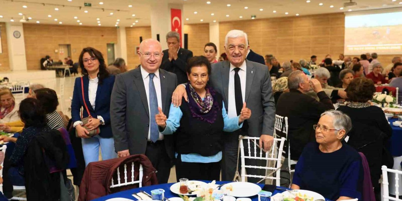 Başkan Gürün; “Yaşlılarımızın sağlık ve sosyal ihtiyaçlarını karşılıyoruz”