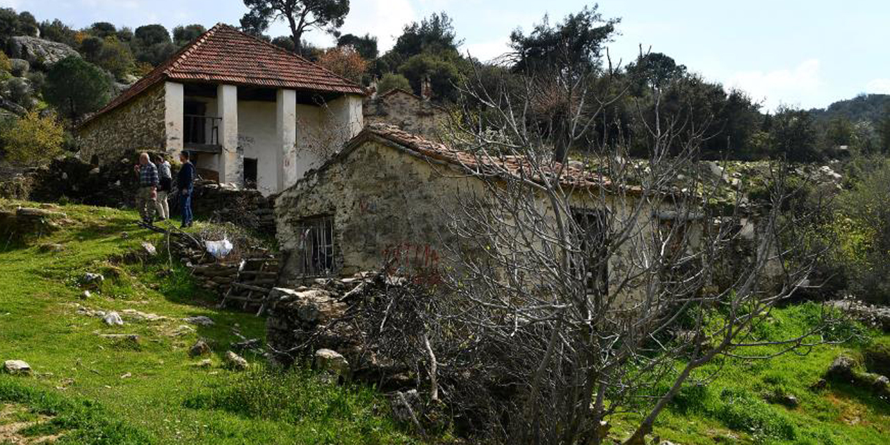 Söke’nin terk edilmiş köyleri zamana direniyor