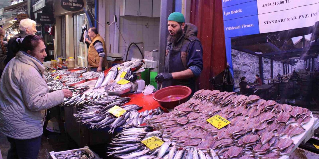 Ramazan geldi, balık fiyatları düştü