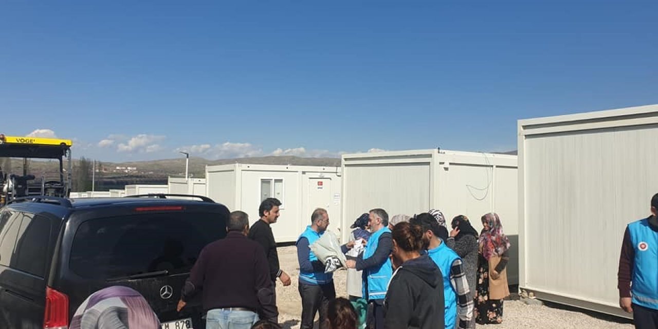 Germencik Müftülüğü deprem bölgesinde faaliyetlerine devam ediyor