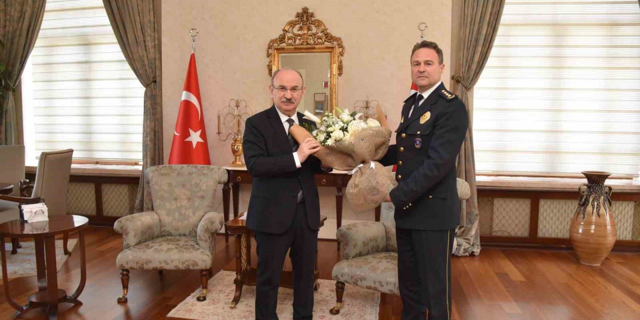 Manisa’nın yeni İl Emniyet Müdürü Mesut Gezer göreve başladı