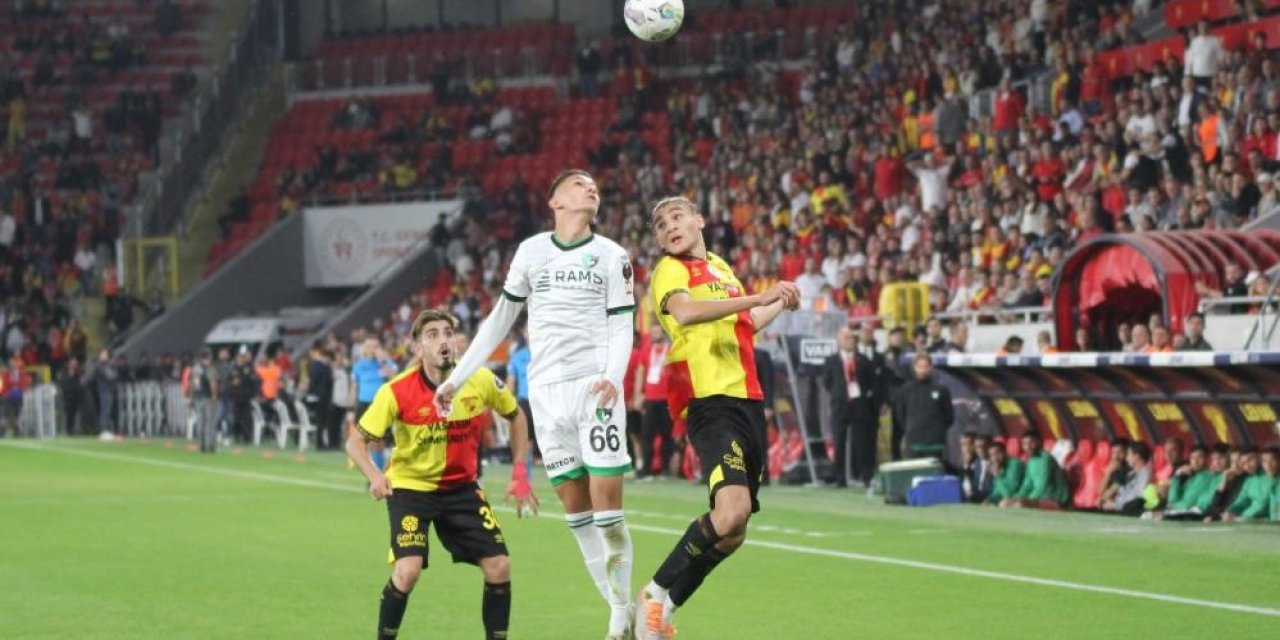 Göztepe, beşli savunmasıyla ligin zirvesinde