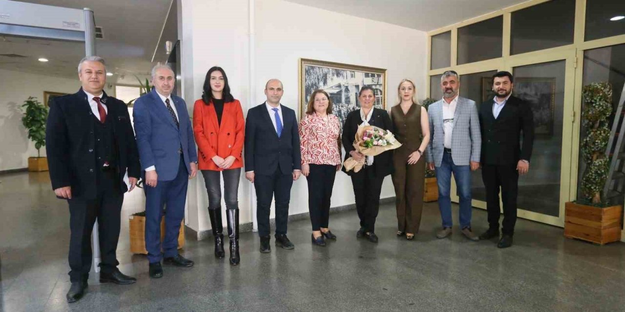 Sivas ve Erzincan dernek yetkilileri, Başkan Çerçioğlu ile görüştü