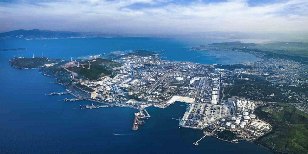 Aliağa limanları elleçlemede Türkiye 1.’si