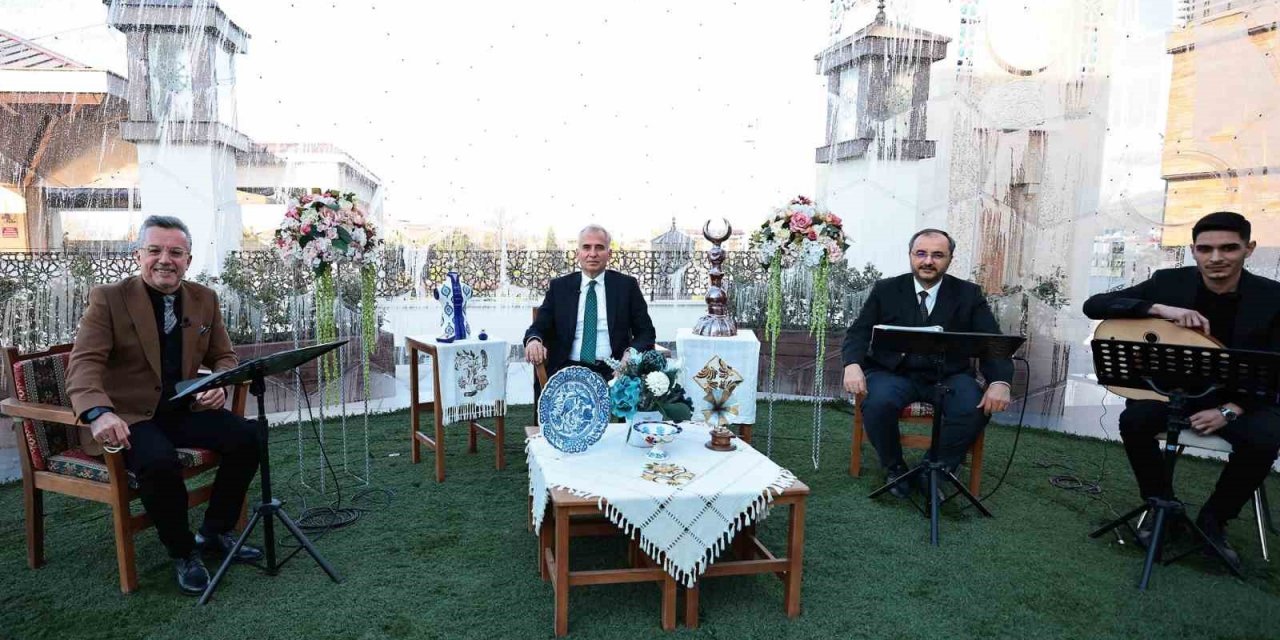 Büyükşehirle İftar Vaktinin konuğu Başkan Zolan oldu