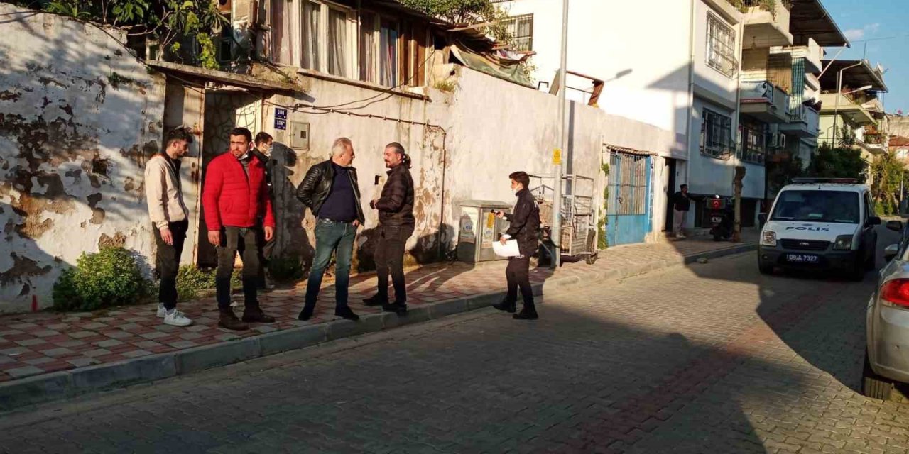 Yaşlı adam evde ölü bulundu