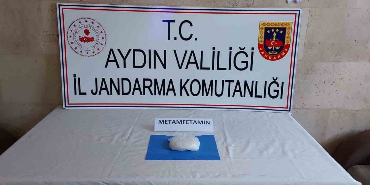 Uyuşturucu tacirine narkotik köpeği engeli