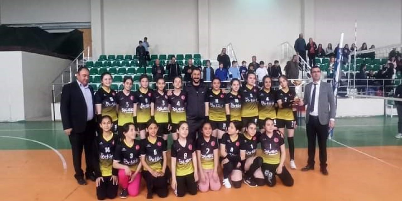 Sarıgöl’de ortaokullar arası voleybol turnuvası