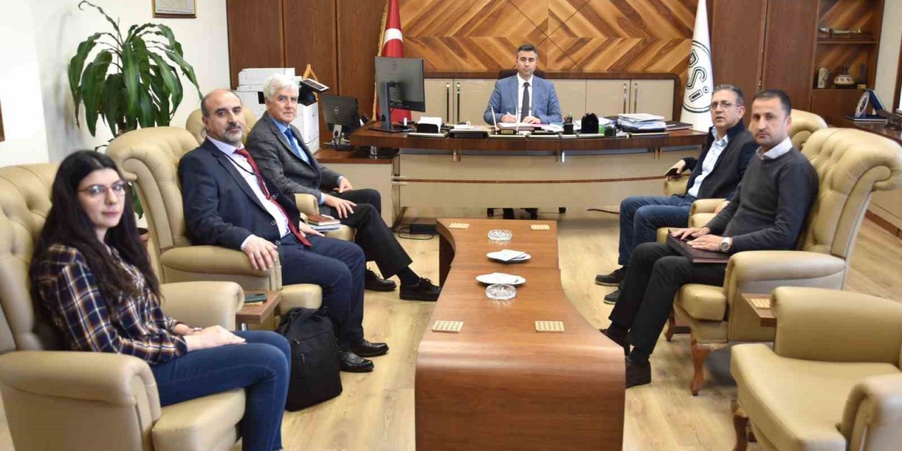 Aydın’da imzalar barajlar için atıldı